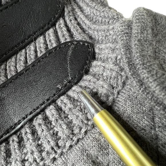 ANN TAYLOR Full Zip Buckle Collar Grey Wool Knit Moto Sweater Size S - Picture 16 of 16